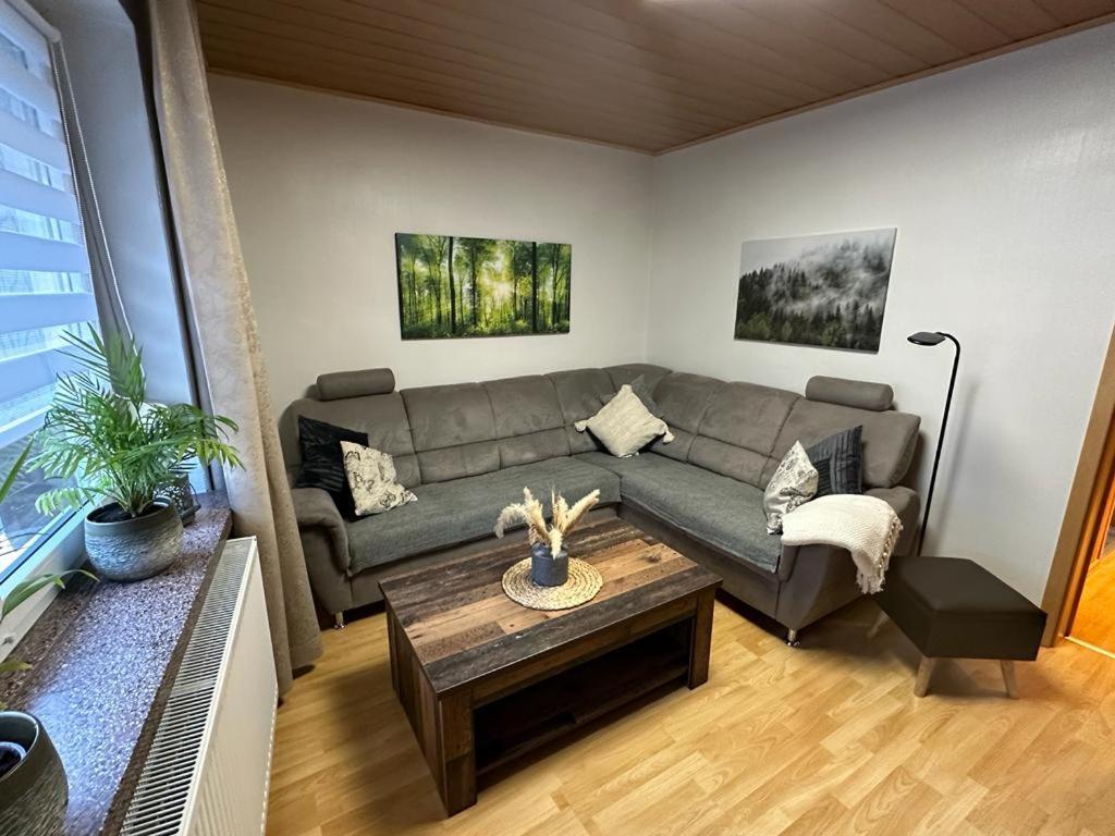 Christels Ferienwohnung 2 In Thale Mit Ueberdachter Terrasse, Kueche Mit Tv & Geschirrspueler Kültér fotó